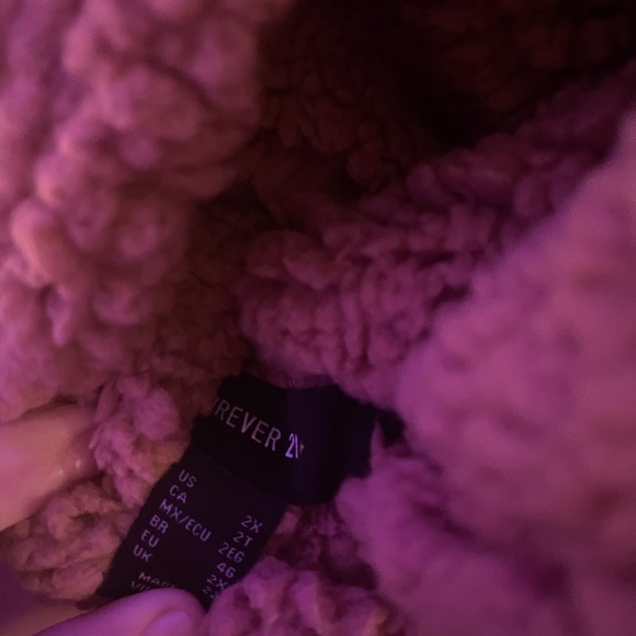 fluffy sherpa hoodie - Picture 3 of 3